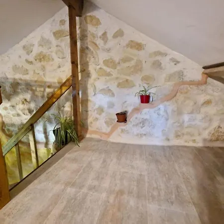 Holiday home Organic And Artistic *