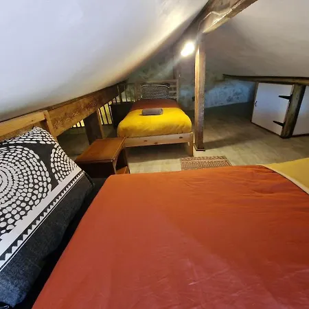 Organic And Artistic Ferienhaus