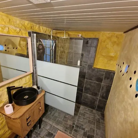 Organic And Artistic Ferienhaus