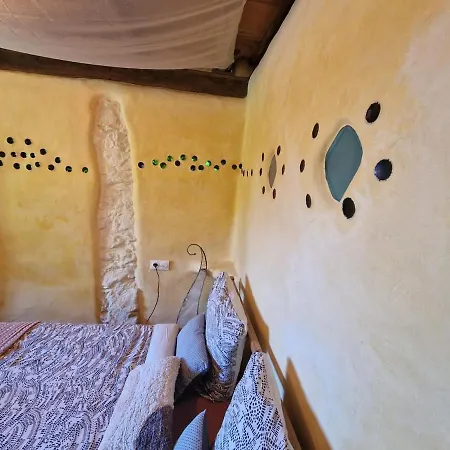 Organic And Artistic Ferienhaus *