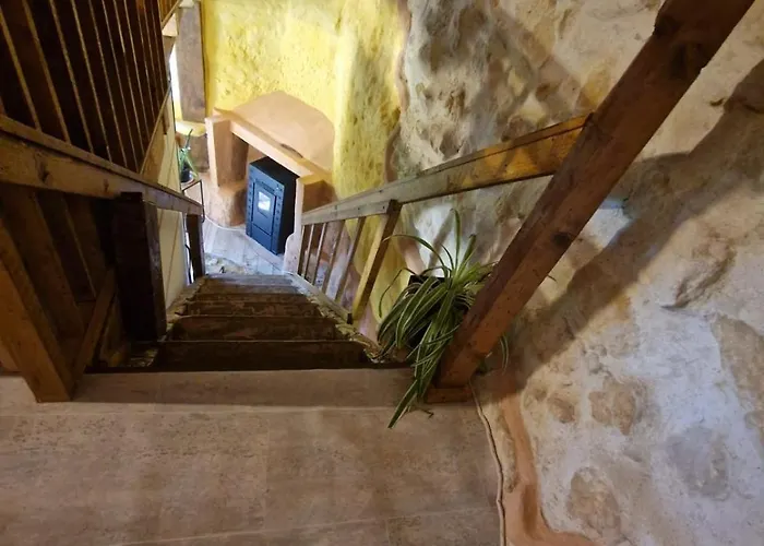 Organic And Artistic * Payrignac