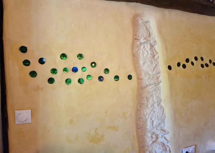 Organic And Artistic Payrignac